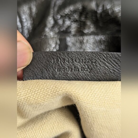 YSL Rive Gauche Capri Patent Leather Black Bucket Bag - Picture 11 of 16